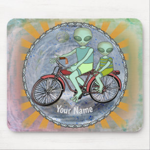Scifi-Alien fährt Fahrrad-Mauspad Mousepad