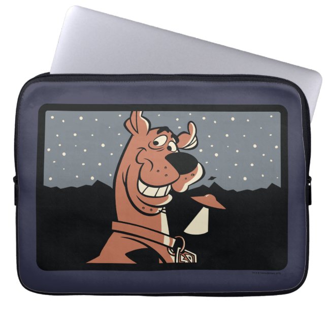 Scooby-Doo mit UFO Laptopschutzhülle (Vorderseite)