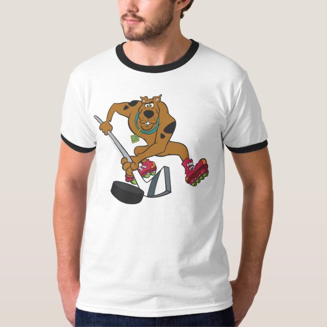 Scooby-Doo Playing Hockey T-Shirt (Vorderseite)