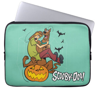 Scooby-Doo und Shaggy Halloween Fright Laptopschutzhülle