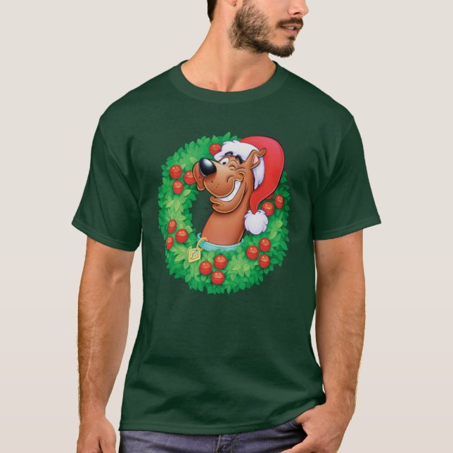 Scooby in Wreath T-Shirt (Vorderseite)