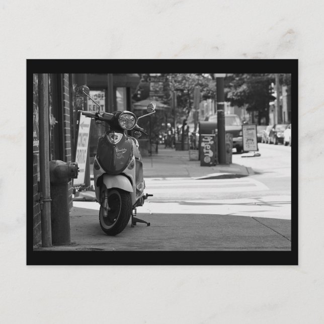 Scooter South Street BW Postkarte (Vorderseite)