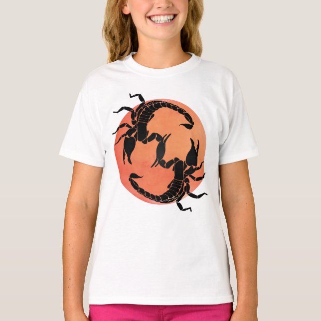 Scorpion Tribal Graphic Design T-Shirt (Vorderseite)