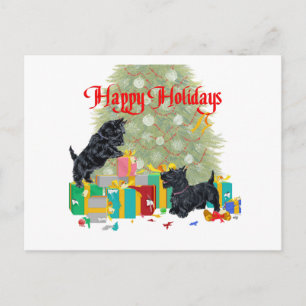 Scotties sortieren die Weihnachtsgeschenke Feiertagspostkarte