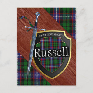Scottish Clan Russell Tartan Sword & Shield Postkarte