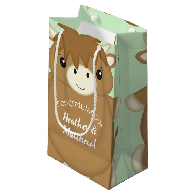 Scottish Highland Cow Baby Shower Kleine Geschenktüte (Vorderseite Schrägansicht)