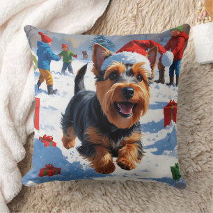 Scottish Terrier Running Snow mit Weihnachtshut Kissen