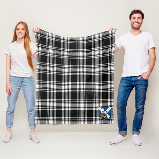 Scotts Menzies Black & White Moderner Tartan Karie Fleecedecke (Beispiel)