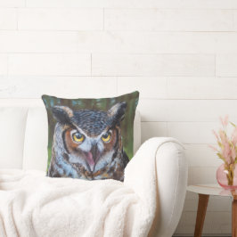 Screeching Owl Pillow Kissen