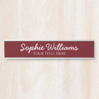 Script Bold White Schriftartes Name Title on Burgu