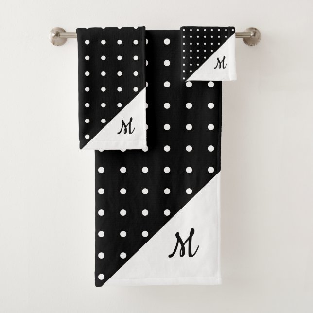 Script Monogram White on Black Polka Dot Pattern Badhandtuch Set (Insitu)