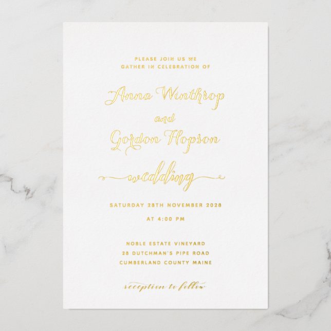 Script Swash Calligraphy Wedding Gold Folieneinladung (Vorderseite)