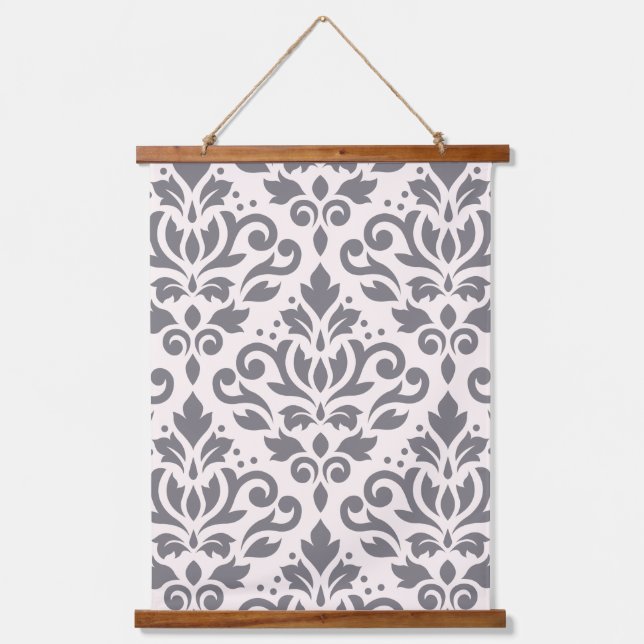 Scroll Damask Grosses Muster Grau auf Creme Wandteppich Mit Holzrahmen (Vorderseite)