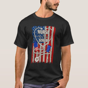 Scrub 4. Juli Feuerwerk American Flag Stethosco T-Shirt