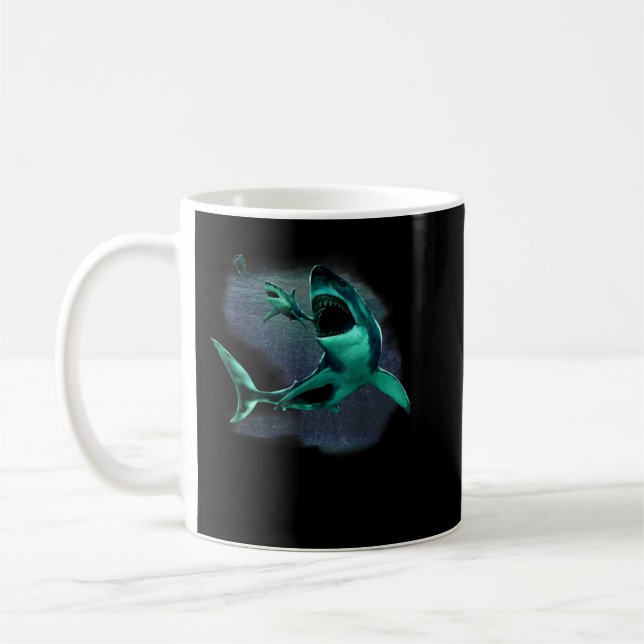 Scuba Diver, Great White Shark & Megalodon Shark D Kaffeetasse (Links)
