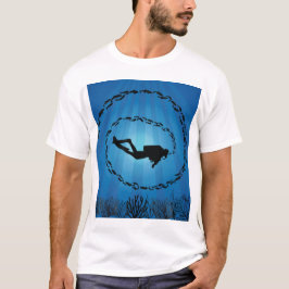 Scuba Diver in einem Fischschuss T-Shirt
