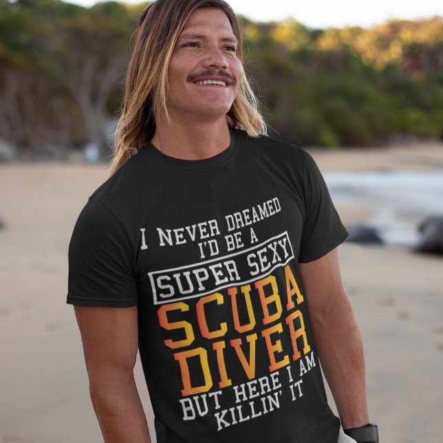Scuba Diver nie träumte lustiges Schnorcheln T-Shirt (Von Creator hochgeladen)