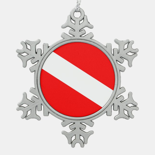 Scuba-Taucher-Symbol mit roter Diagonale Schneeflocken Zinn-Ornament (Vorderseite)