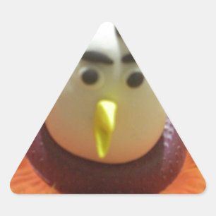 Sculpted Bird in Sunflower Art Print Dreieckiger Aufkleber