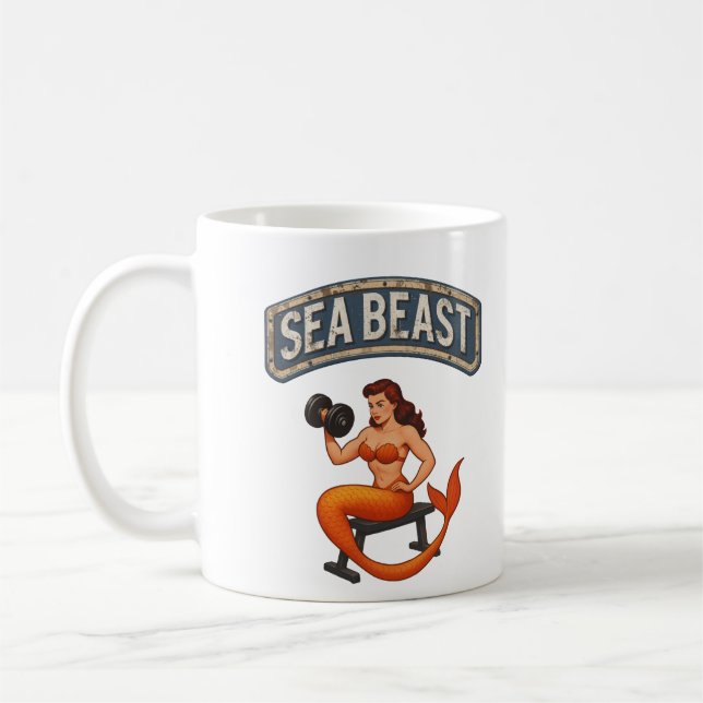 Sea Beast Gym Mermaid | Retro Pin-Up Fitness Art Kaffeetasse (Links)
