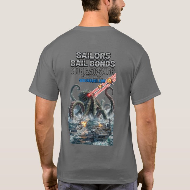 Sea Monster Battles the US Navy T-Shirt (Rückseite)