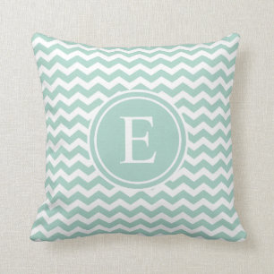 Seafoam grüne Zickzack Monogrammthrow-Kissen Kissen