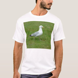 Seagull zu Fuß im Park T-Shirt