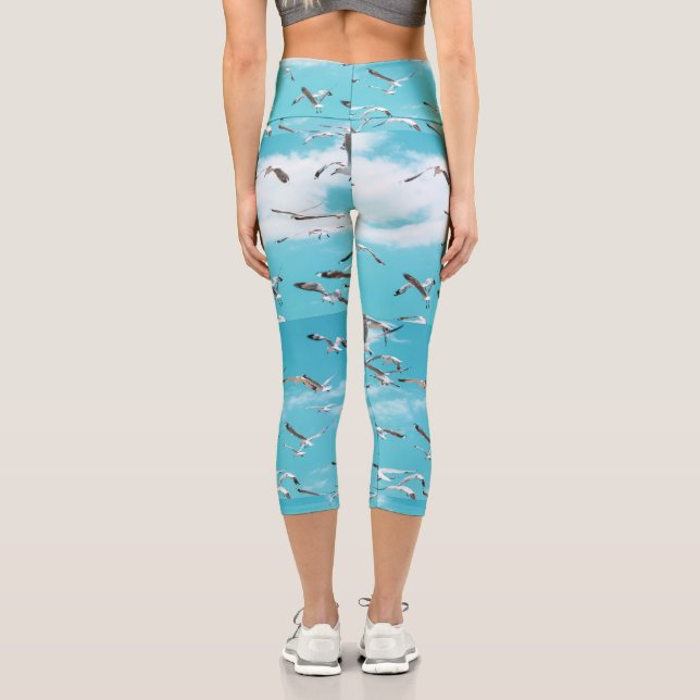 Seagulls Flying Sky Ocean Sea Theme Capri Leggings (Rückseite)