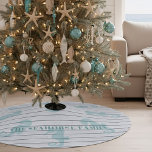 Seahorse Whitewashed Wood Plank Beach Theme Polyester Weihnachtsbaumdecke<br><div class="desc">If you're having a beach themed christmas tree this year,  finish it off with the beach hut themed christmas tree skirt. Just add your family name</div>