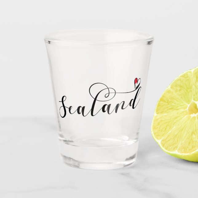 Sealand Flag im Herzen, Fürstentum Sealand Schnapsglas (Vorderseite)