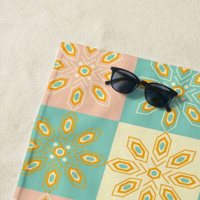 Seamless pattern with geometric floral motifs strandtuch (Beispiel)