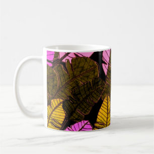 Seamless pattern with hand drawn tropical leaves.  kaffeetasse