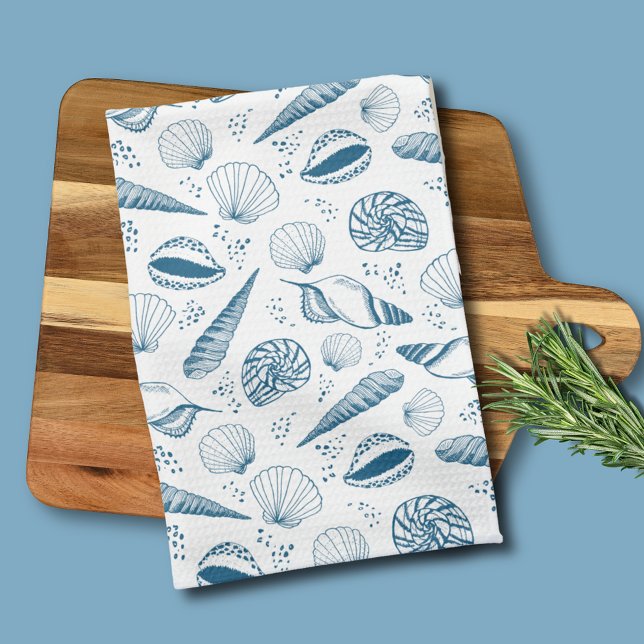 Seashell Blue White Beach Geschirrtuch (Coastal chic blue seashell nautical beach vibe kitchen towel)