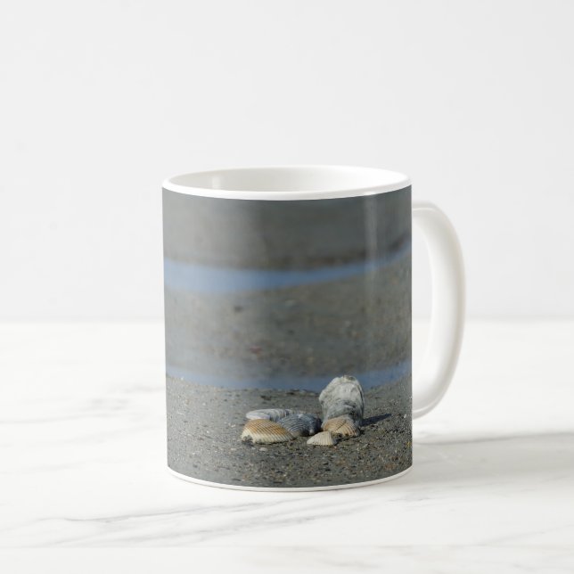 Seashell Pile Tasse (VorderseiteRechts)