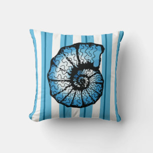 Seashell und Streifen in den Farben des Ozeans Kissen