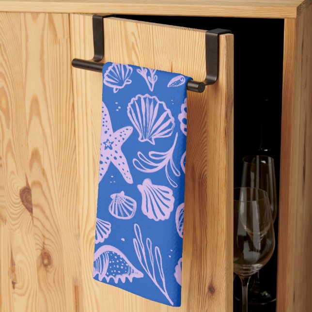 Seashells Blue Lavender Pattern Beach Muscheln Chi Geschirrtuch (Drittel gefaltet)