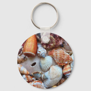 Seashells durch die Küste Schlüsselanhänger