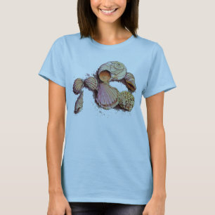 SEASHELLS durch SHARON SHARPE T-Shirt