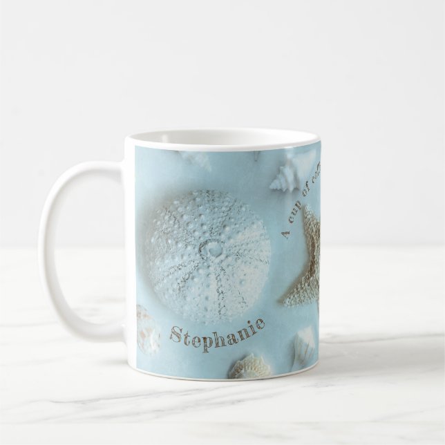 Seashells-hellblaues Strand-Zitat Kaffeetasse (Links)