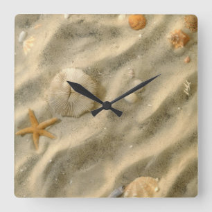 Seashells In Sand Quadratische Wanduhr