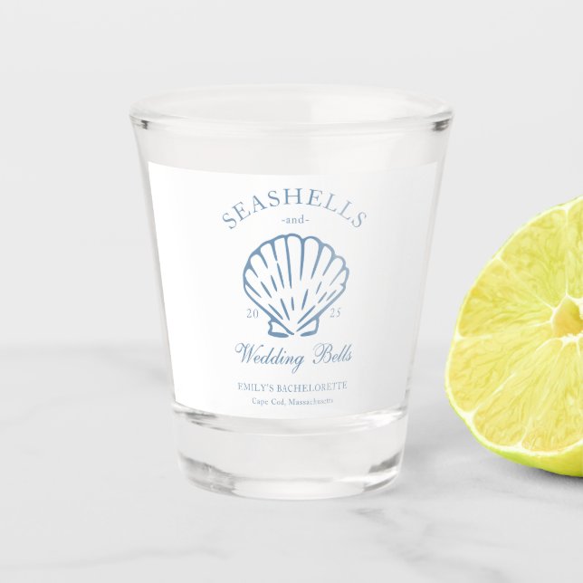 Seashells und Hochzeitsglocken-Junggeselinnen-Absc Schnapsglas (Vorderseite)