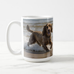 "Seaside Fun: A Cocker Spaniel Play in the Ocean Kaffeetasse