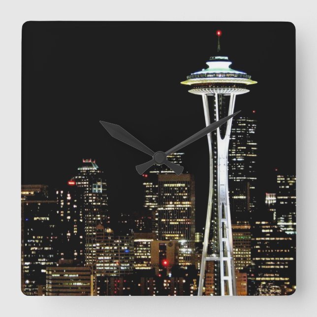 Seattle skyline at night, with space Needle. Quadratische Wanduhr (Vorderseite)