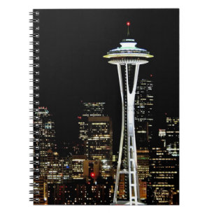 Seattle-Skyline nachts, mit Raum-Nadel Notizblock