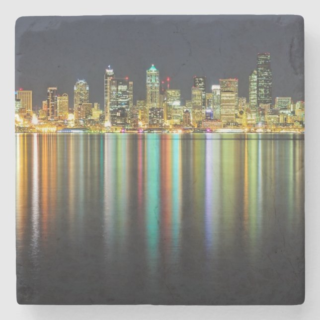 Seattle-Skyline nachts mit Reflexion Steinuntersetzer (Vorderseite)