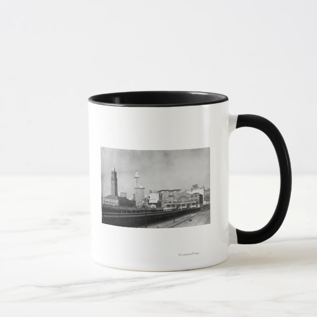 Seattle, WA - Seattle Railcenter und Smith Tasse (Rechts)