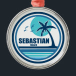 Sebastian Beach Fort Lauderdale Palm Tree Birds Ornament Aus Metall<br><div class="desc">Sebastian Street Beach ist ein beliebter Strand im Herzen von Fort Lauderdale,  Vereinigte Staaten. Er erstreckt sich über eine Länge von 1 km und ist mit einem schönen weißen Sand mit kristallklarem Wasser bedeckt</div>