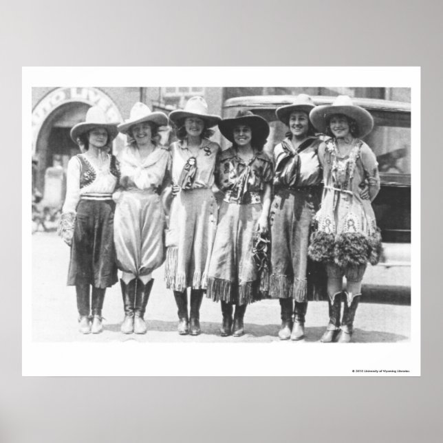Sechs Cowgirls an Cheyenne Frontier Days. Poster (Vorne)