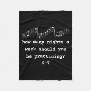 Sechs Sieben Shirt, Musiklehrer 6 7 Lustige Zahl 6 Fleecedecke