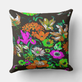 SECRET GARDEN PILLOW KISSEN